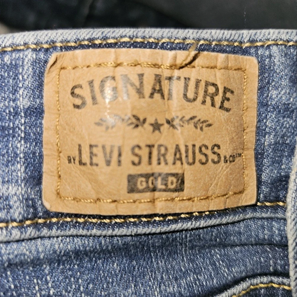 Signature Levi Strauss Gold Women's 18 Mid-Rise Skinny Jeans Whisker W 36 X L 28